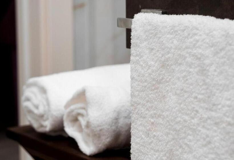 标准间, Al Campanile Di San Daniele