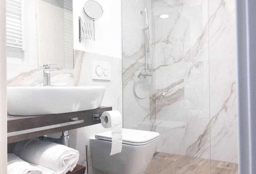 豪华家庭房间, Al Campanile Di San Daniele