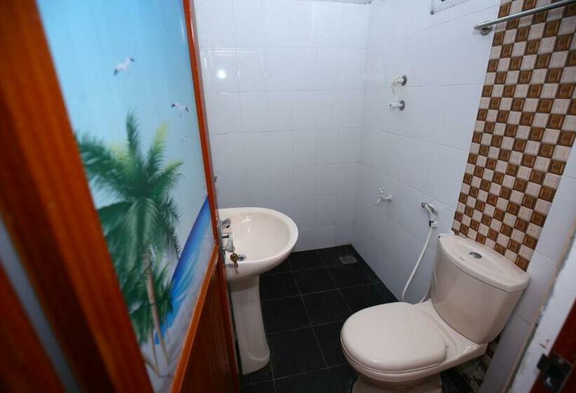 Family Room, Amadi Rest