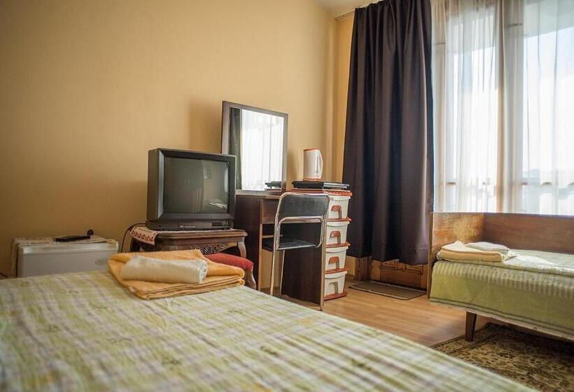 اتاق استاندارد با بالکن, Home Gramatikovi