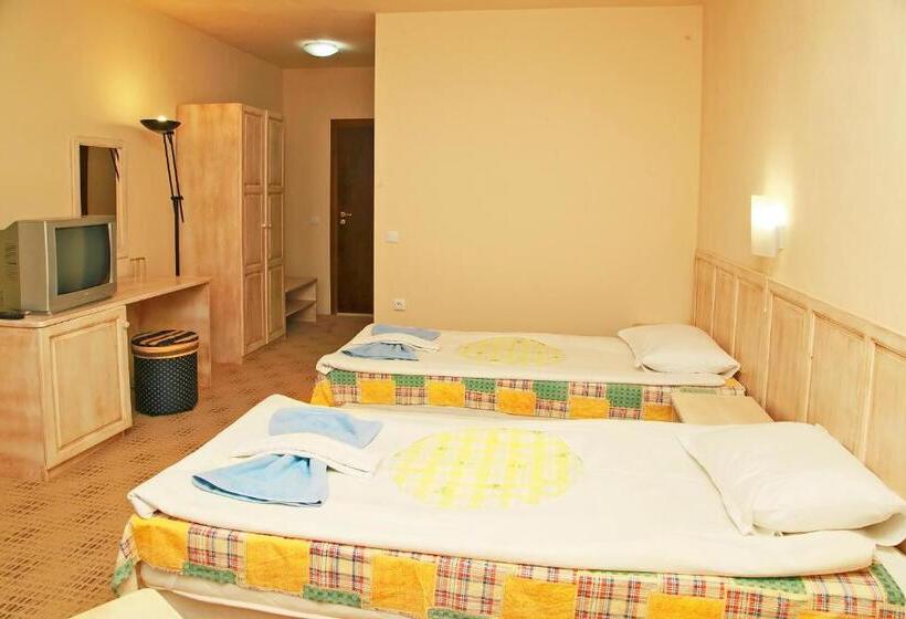 家庭间, Ravda Bay Guest House