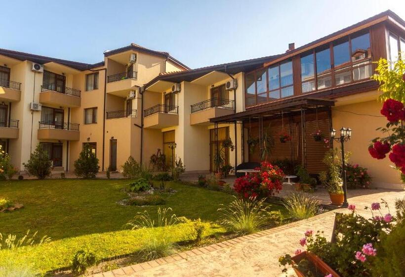 Семейный Номер, Ravda Bay Guest House