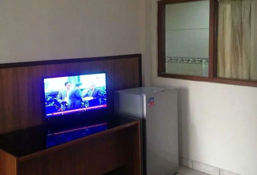 اتاق استاندارد با بالکن و چشم‌انداز دریا, Dewa Bharata Bungalows Candidasa