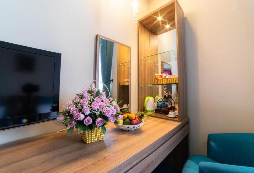 スタンダード4人部屋, Rum Vang Hotel Da Lat