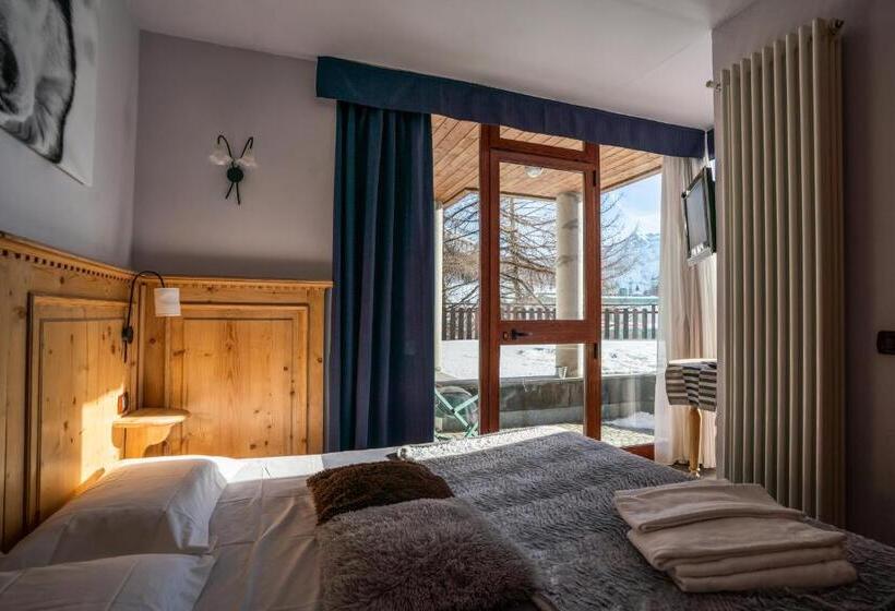 غرفة قياسية مزوَّدة بشُرفة, Chalet Weal