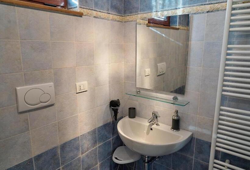 غرفة قياسية مزوَّدة بشُرفة, Chalet Weal