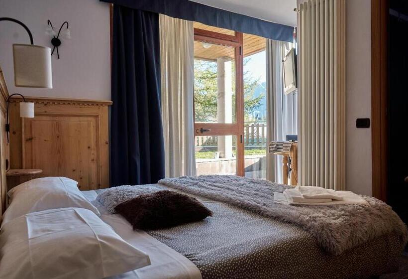 Quarto Estandar com Sacada, Chalet Weal