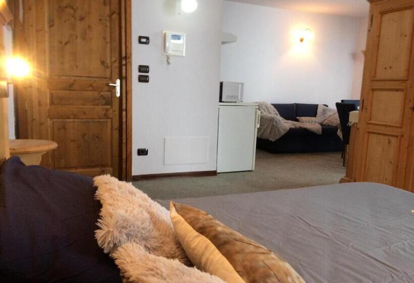 شقة غرفة واحدة, Chalet Weal