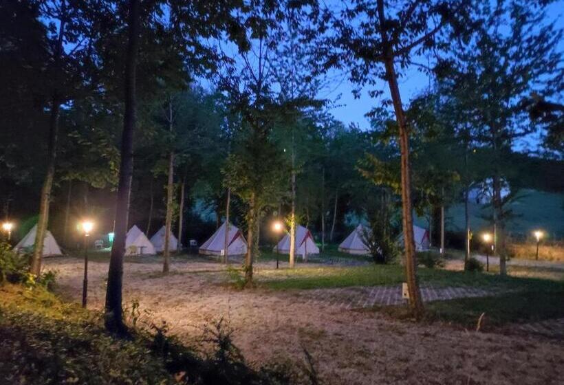 چادر با خدمات رفاهی استاندارد, Saecula Natural Village Experience
