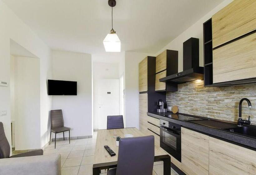 خانه 2 خوابه, Saecula Natural Village Experience