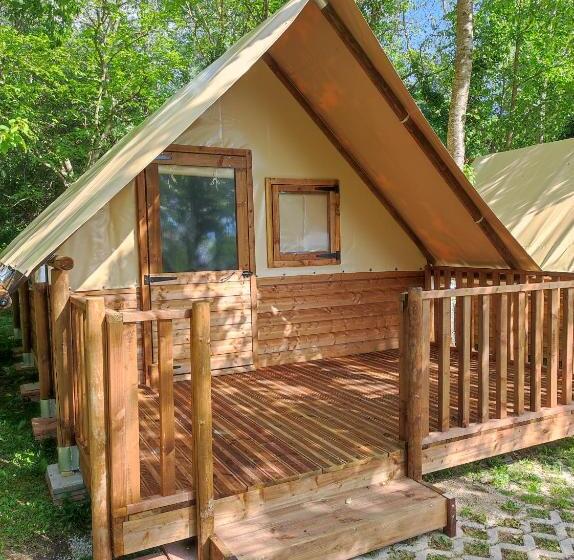 خانه 1 خوابه, Saecula Natural Village Experience