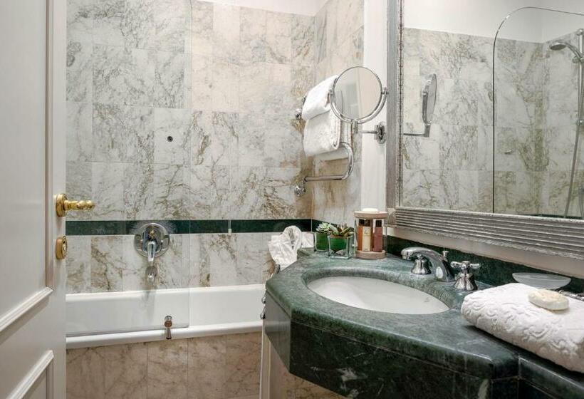 اتاق استاندارد, Residenza Parco Fellini
