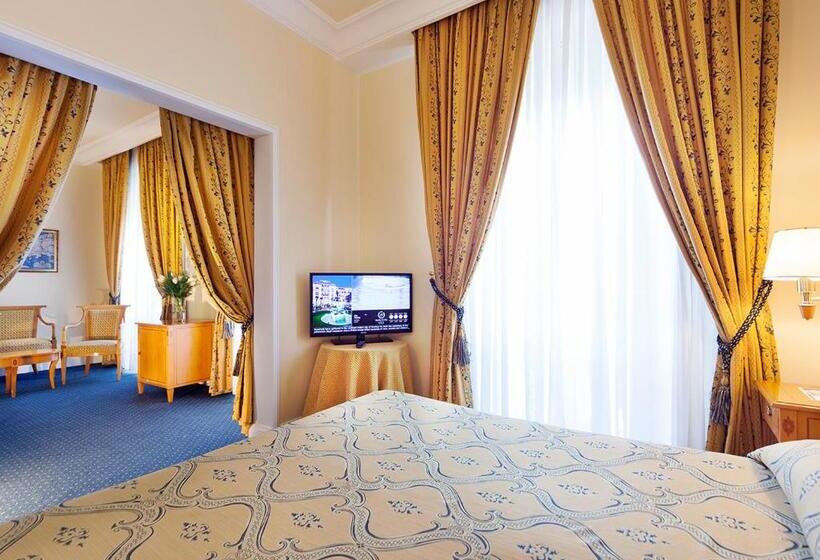 سوییت جونیور, Residenza Parco Fellini