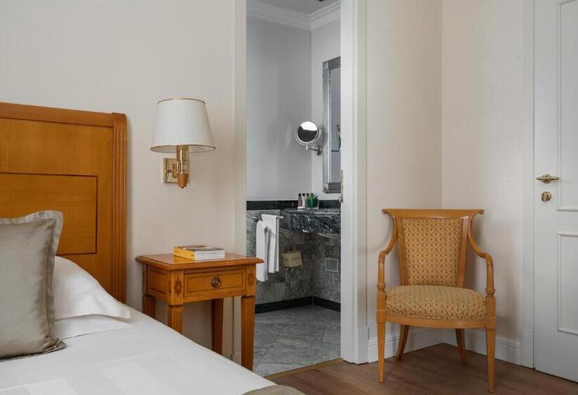 اتاق استاندارد یک نفره, Residenza Parco Fellini