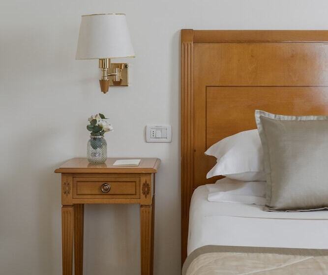 اتاق سوپریور, Residenza Parco Fellini