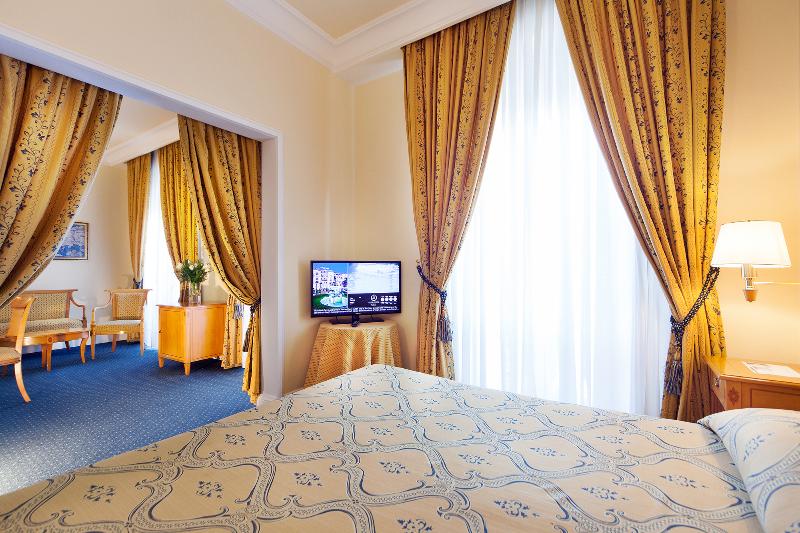 سوییت جونیور, Residenza Parco Fellini