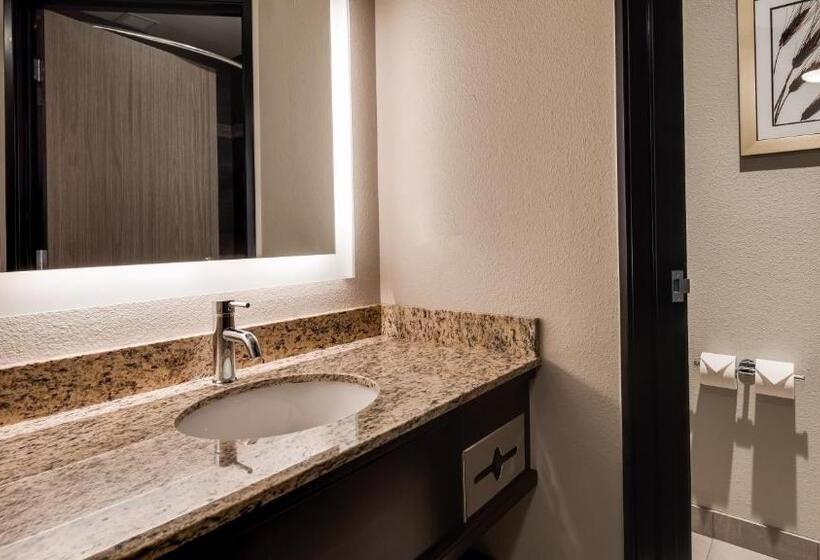 身障者適用スイートルーム, Best Western Plus The Inn At Hells Canyon