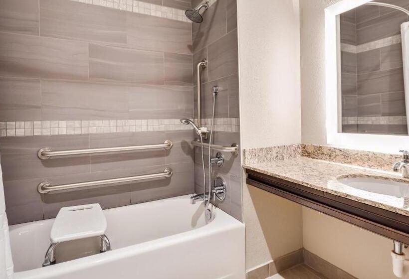 장애인을 위한 스탠다드 룸, Best Western Plus The Inn At Hells Canyon