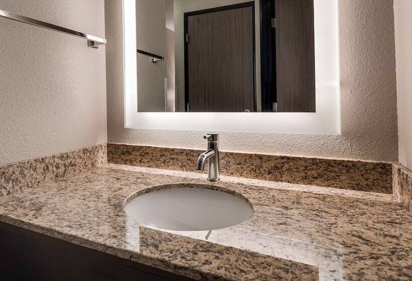 身障者適用スイートルーム, Best Western Plus The Inn At Hells Canyon