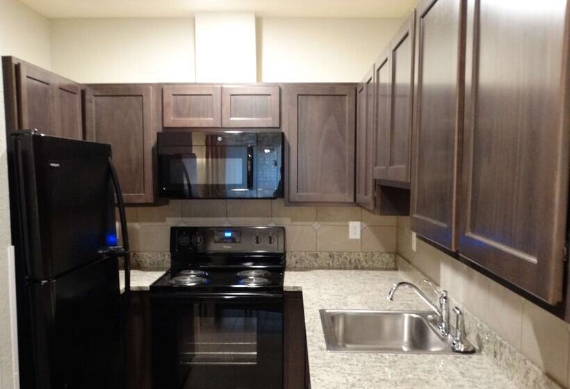 스위트, Best Western Plus The Inn At Hells Canyon