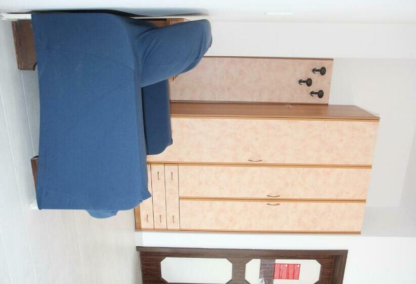 标准单人间, Cristallo