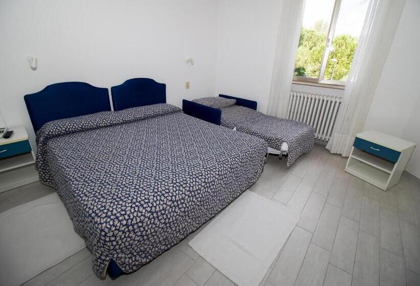 标准三人间, Cristallo