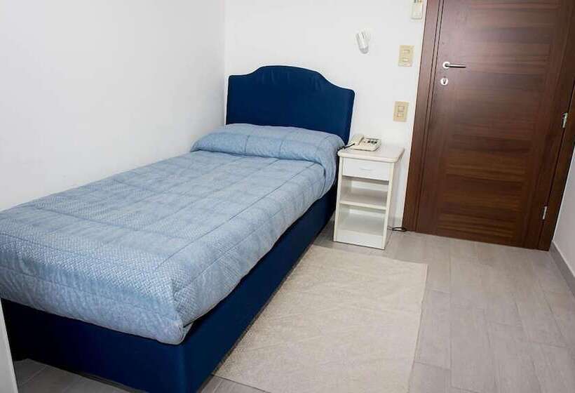 标准单人间, Cristallo