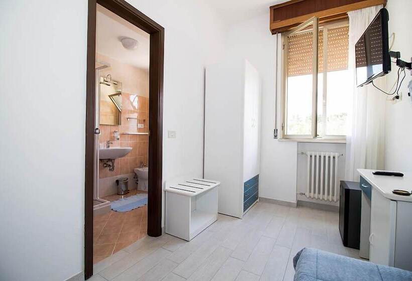 标准单人间, Cristallo