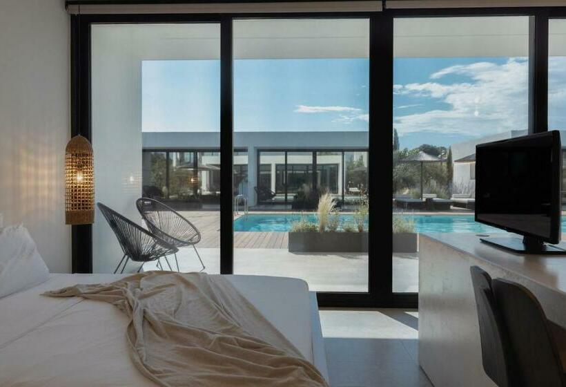 Номер Superior Вид на Бассейн, Hooga Feel The Cosiness