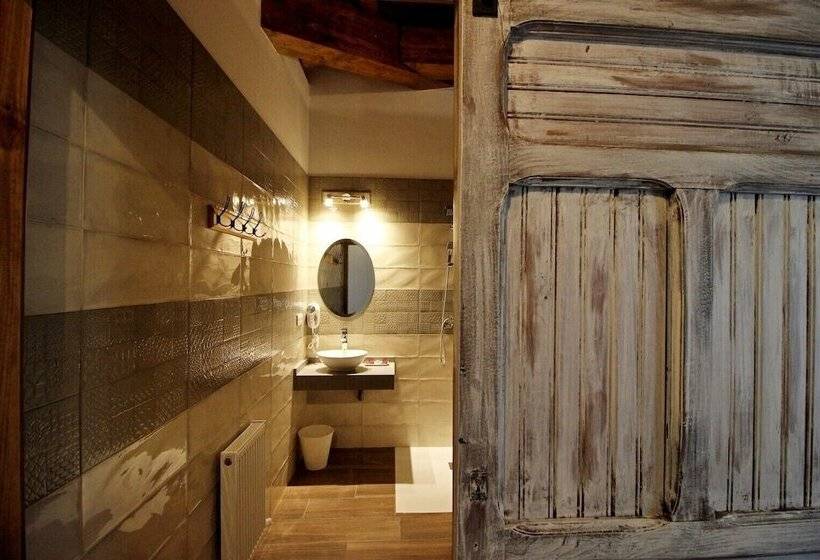 غرفة قياسية لذوى الاحتياجات الخاصة, Rural San Giles