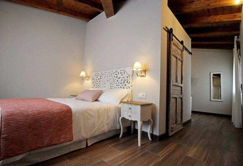 غرفة قياسية لذوى الاحتياجات الخاصة, Rural San Giles