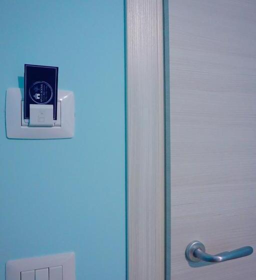 اتاق لوکس با بالکن, Apulia Rooms Bari