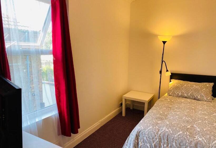기본룸, Shirley House Self Catering Guest House, 5 Min Drive To Cruise Ship Terminals And City Centre