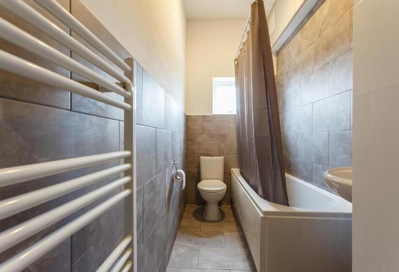 기본룸, Shirley House Self Catering Guest House, 5 Min Drive To Cruise Ship Terminals And City Centre