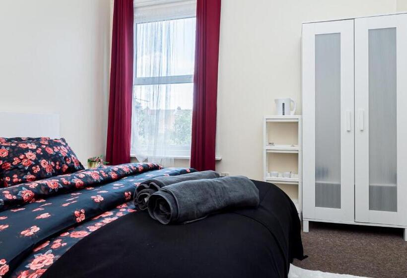 스탠다드 룸 공동 욕실, Shirley House Self Catering Guest House, 5 Min Drive To Cruise Ship Terminals And City Centre