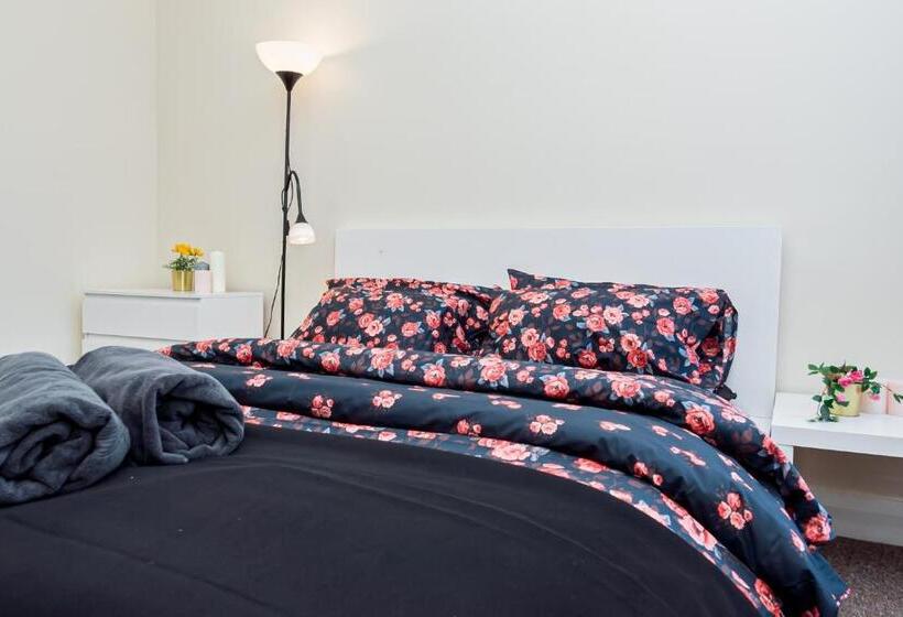 스탠다드 룸 공동 욕실, Shirley House Self Catering Guest House, 5 Min Drive To Cruise Ship Terminals And City Centre