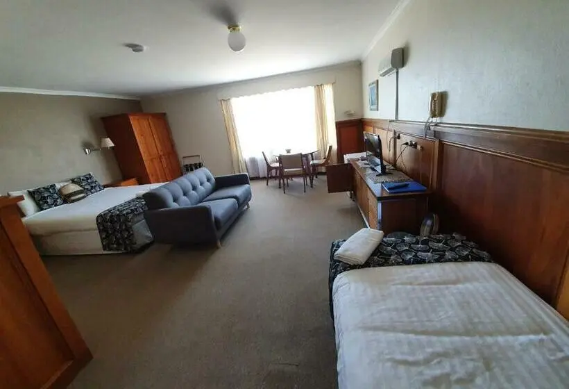 スタンダードトリプルルーム, Robe Haven Motel