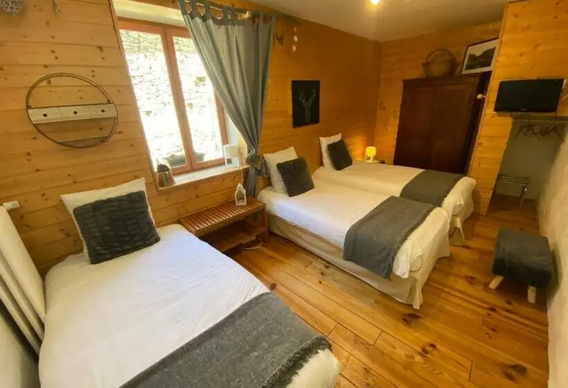 ファミリールーム, Auberge De La Foret