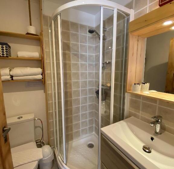 חדר בסיסי, Auberge De La Foret