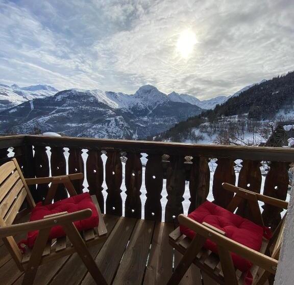 חדר קומפורט לשלושה, Auberge De La Foret