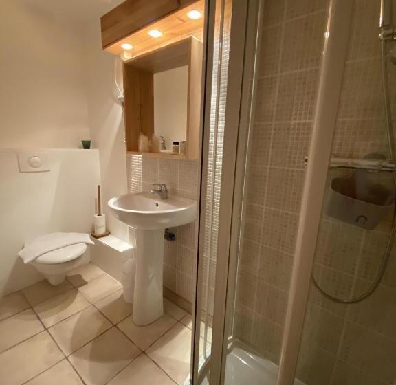 סוויטה, Auberge De La Foret