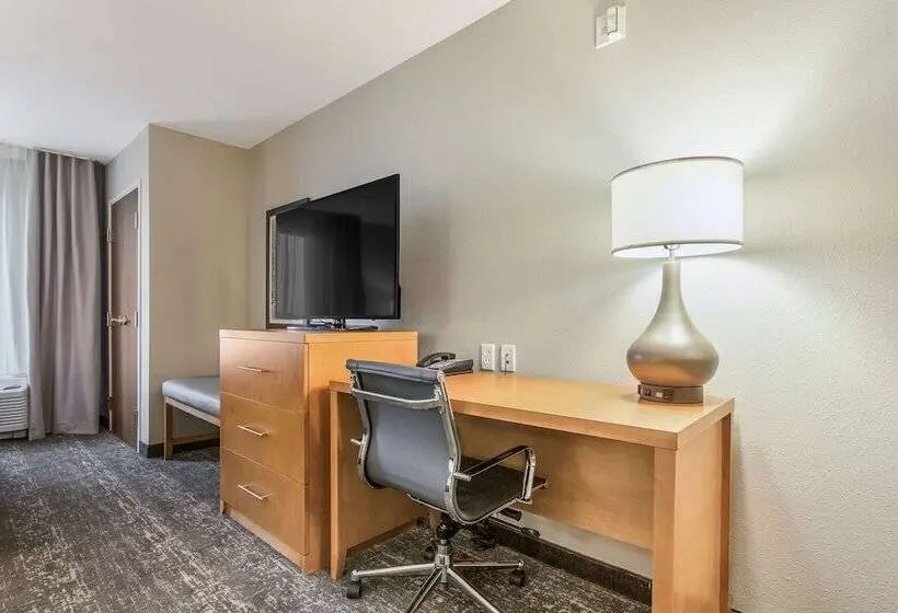 スイート, Comfort Inn