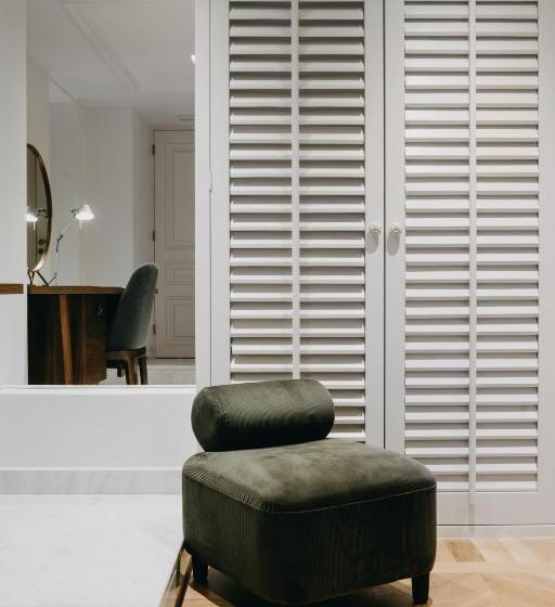 Люкс Вид на Сад, The Bold Type Hotel, A Member Of Design Hotels
