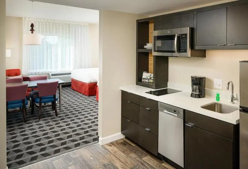 スタンダードスタジオ, Towneplace Suites By Marriott Tuscaloosa