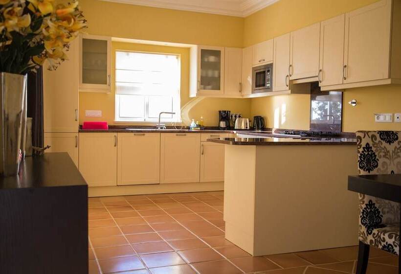 Вилла Superior 3 Спальни, Balancal Apartments And Villas Palheiro Village
