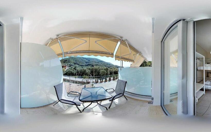 Studio Standard Vista Mare, Kiperi Exclusive