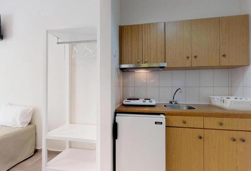 Camera Standard Vista Mare, Kiperi Exclusive