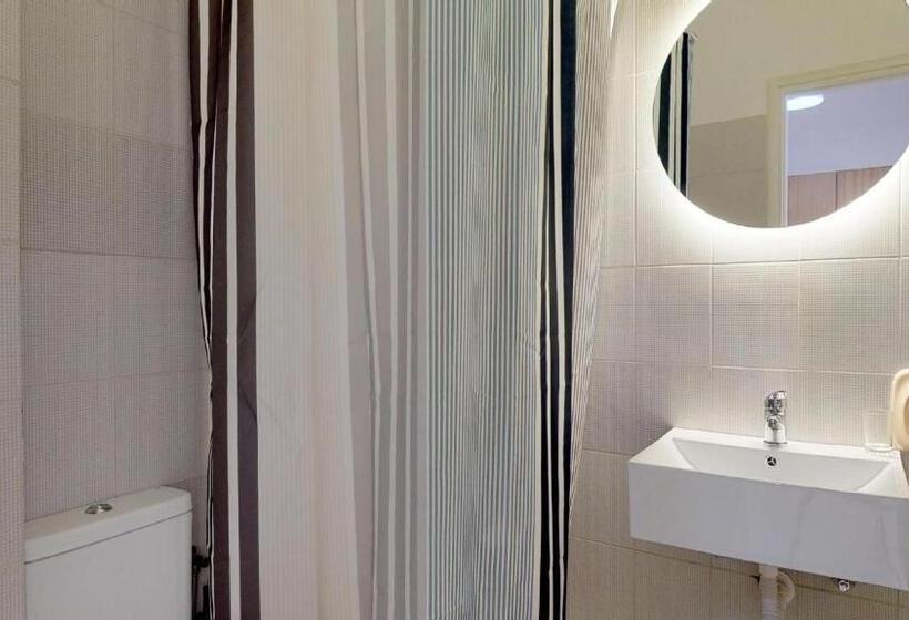 Camera Standard Vista Mare, Kiperi Exclusive