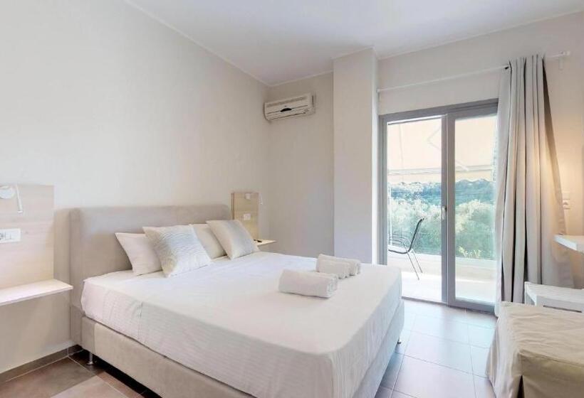 Camera Standard Vista Mare, Kiperi Exclusive