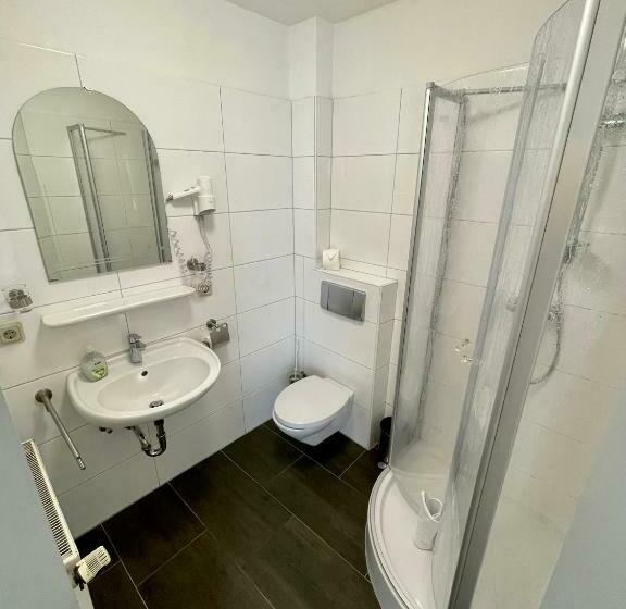 غرفة قياسية, Pension Frisia